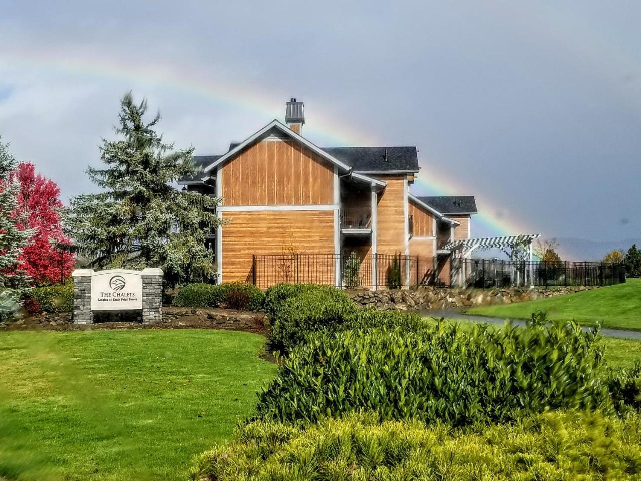 Resort At Eagle Point Golf Club Lodging Exterior photo